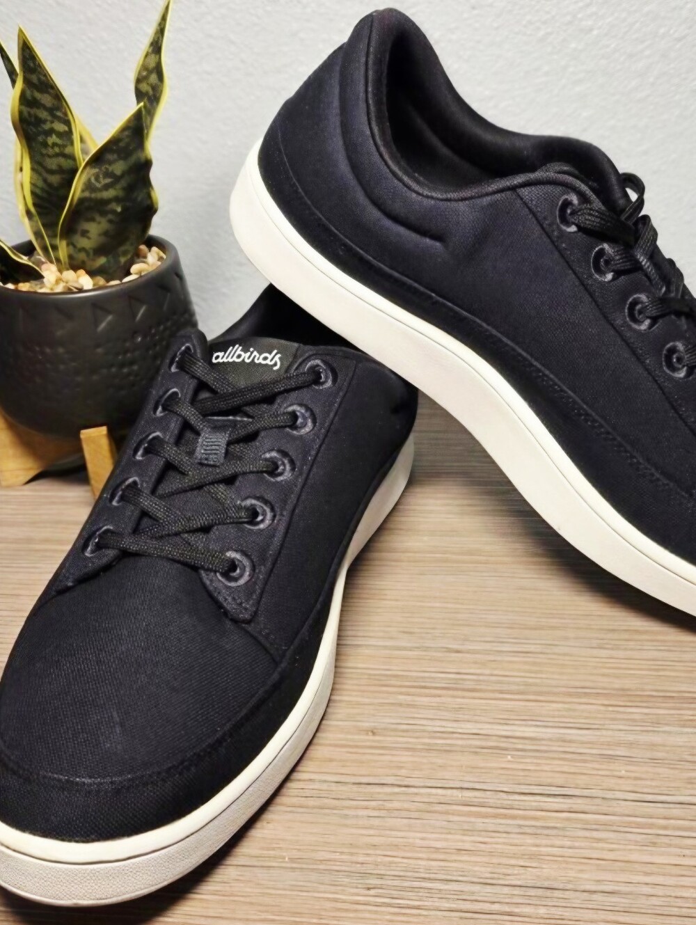 Allbirds Tree Runners, Black/White, Lightweight Sneakers–Size:12/44-45 Mens